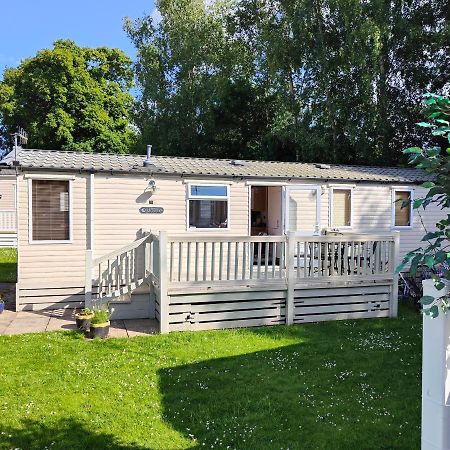 Holiday Home Sleeps Six Saint Leonards Bagian luar foto